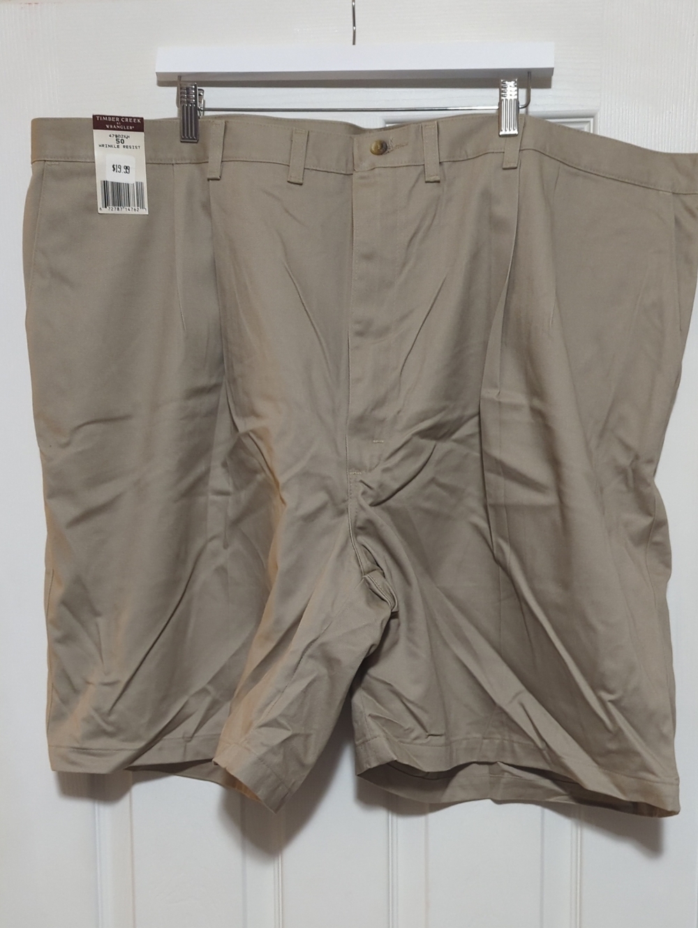 Timber Creek By wrangler  Men's Khaki Flat Front Shorts NWT